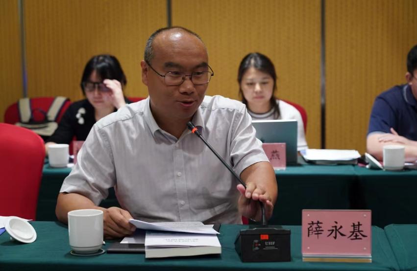 以經(jīng)濟體制改革為牽引   持續推進(jìn)城鄉融合發(fā)展   ——中國城鎮化促進(jìn)會(huì )學(xué)習貫徹二十屆三中全會(huì )精神座談會(huì )發(fā)言摘要